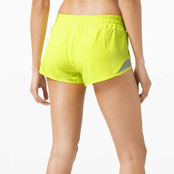 Lululemon Hotty Hot Short II Highlight Yellow Lined sz 12 NEW - Picture 1 of 6